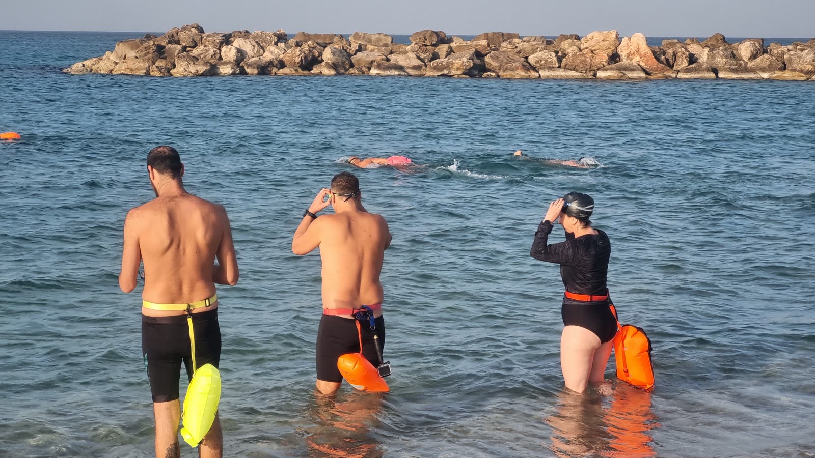 מסלול ייעודי לשחייה בים